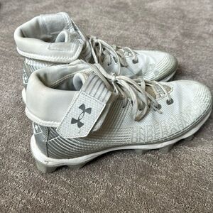 Under armor football cleats